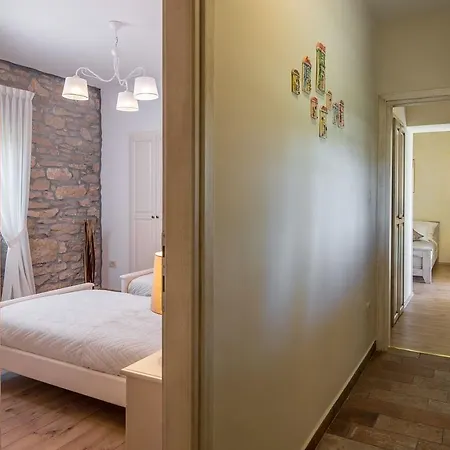 Luxurious In Labin With Pool * Martinski