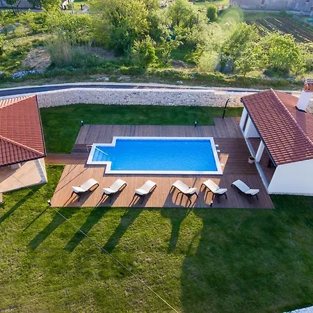 Luxurious In Labin With Pool * Martinski