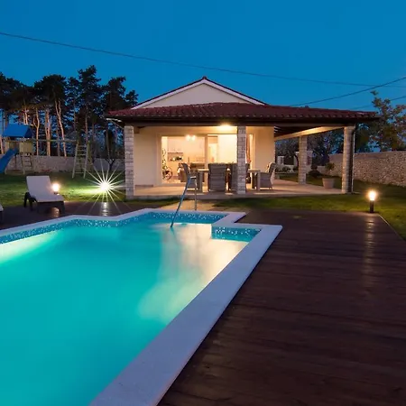 Luxurious In Labin With Pool Villa